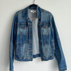 Jean Jacket-Size Medium-Casual-Medium Wash